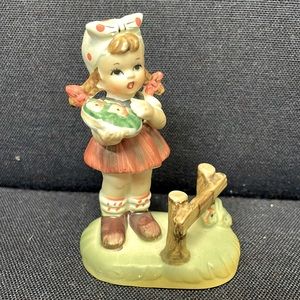 Royal Crown Figurine